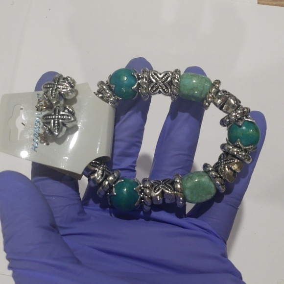 Elegant Silver tone & Turquoise Beads Bracelet and Earring Set - Women's Jewelry - Picture 5 of 6